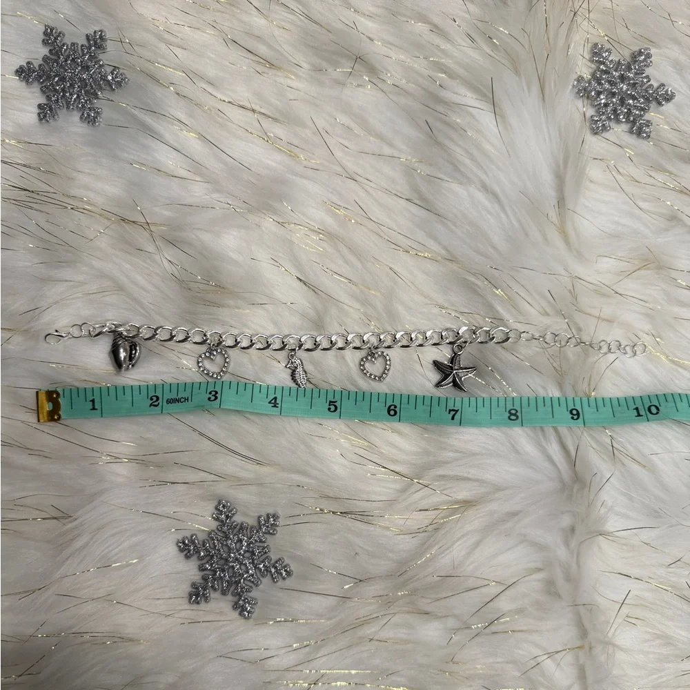 Handmade Silver Plated Charm Bracelet with Sea Charms - Picture 9 of 9